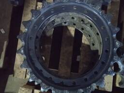 1032489 Звёздочка ведущая для экскаваторов Hitachi ZX240, ZX250.