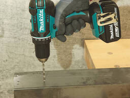 Аккумуляторная дрель-шуруповерт Makita DDF482SYE