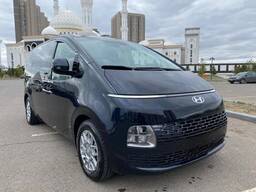 Аренда минивэна Hyundai Staria в Астане