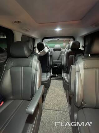 Hyundai Staria 2024г. 9 мест, аренда минивэна с водителем.