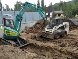 Погрузчик с бортовым поворотом Bobcat S150