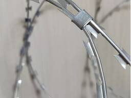 Армированная колючая проволока АКЛ 300-6-3 ЕГОЗА