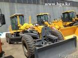 Автогрейдер XCMG GR 215 - фото 1