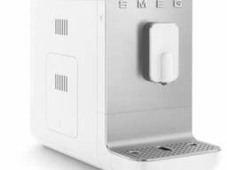 Автоматическая кофемашина Smeg BCC11WHMEU мощностью 1350 Вт, белая