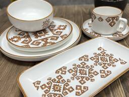 Белый чайно-столовый сервиз с карамельным орнаментом Vassila