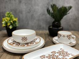 Белый чайно-столовый сервиз с карамельным орнаментом Vassila