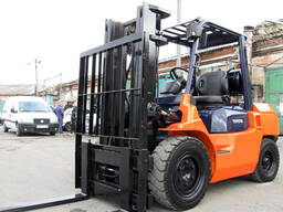 Бензиновый вилочный погрузчик Toyota 7FG35