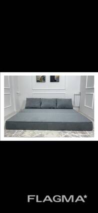 Бескаркасный диван