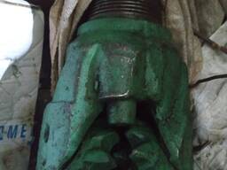 Буровые трех шарошечные долота III-215,9мм , 269,9мм, 295мм