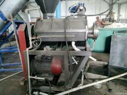 Центрифуга для отмывания дробленного пластика, 1000 кг/час