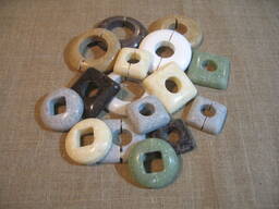 Декоративные накладки на трубы, одинарные (искусственный камень)