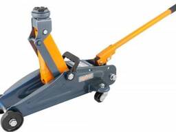 Домкрат подкатной Ombra OHT202C