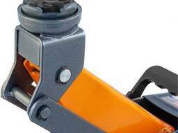 Домкрат подкатной Ombra OHT202C