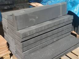 Дорожные бетонные поребрики — доставка по Алматы