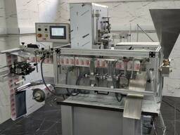 Горизонтальная машина для упаковки влажной салфетки в саше