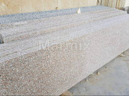 Гранит Курты в плитках