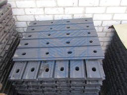 Haклaдкa стыковая рельсовая P24 литaя