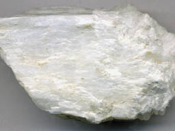 Камень Волластонит высокого качества Узбекистан