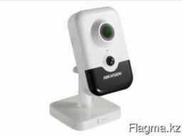 Камера Hikvision DS-2CD2443G0-IW