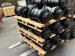 Катки опорные, поддерживающие Cat Doosan Hitachi Volvo Hyundai Komatsu