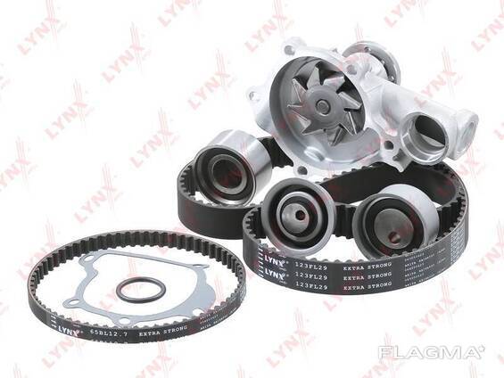 Комплект ремня ГРМ с водяным насосом LYNXauto PW-1371