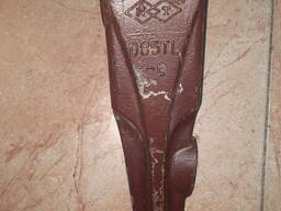 Коронка рыхлителя скальная бульдозер Shantu