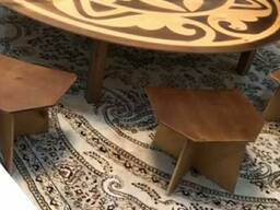 Круглый стол своими руками - фото способов постройки, реставрации и восстановления столов