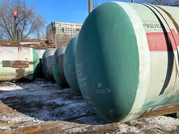 Мен теміржол вагондарының цистерналарын, сондай-ақ әртүрлі текшелердің контейнерлері мен резервуарларын сатып аламын