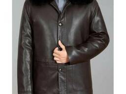 Куртка для зрелых мужчин с меховым воротником