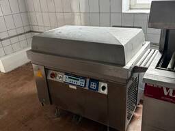Линия вакуумной и термоусадочной упаковки: Multivac C 700 VC999 62.41i