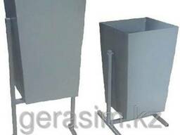 Металлические урны для мусора