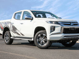 Mitsubishi l200 2, 4 литра, DC 4x4, Бензин, Механика, 2021 модель.