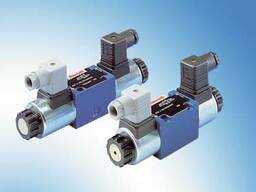 Гидроцилиндры, насосы и другое оборудование