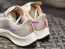 NIKE AIR ZOOM Pegasus 37 кроссовки