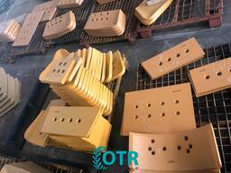 Нож отвала средний для бульдозера Caterpillar D1