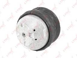 Опора двигателя перед лев LYNXauto ME-1089