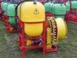 Опрыскиватель садовый 800 л