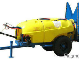 Опрыскиватель садовый прицепной