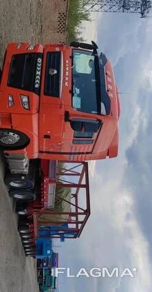 Oversized lowbed trawl. Transportation of special equipment, machinery, etc