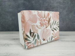 Подарочная коробка для упаковки подарков с принтом. Крышка