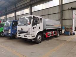 Поливальная машина 12 куб м. Новая