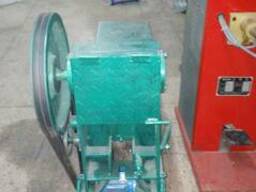 Правильно-отрезной станок