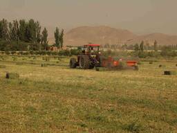 Пресс-подборщик тюковый RSA 98 IRAN