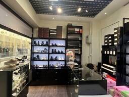 Продается готовый бизнес женской обуви и аксессуаров