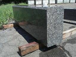 Продается гранитный бордюр