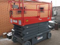 Продажа ножничного подъемника. Электрический самоходный