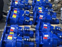 Производственная компания ООО ВЕКТОР изготавливает и реализует редукторы разных типов