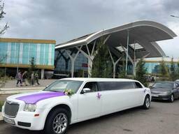 Прокат аренда лимузина машин на свадьбу роддом в Астане