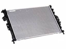 Радиатор системы охлаждения Sakura 32618501