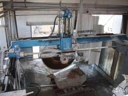 Распиловочный станок